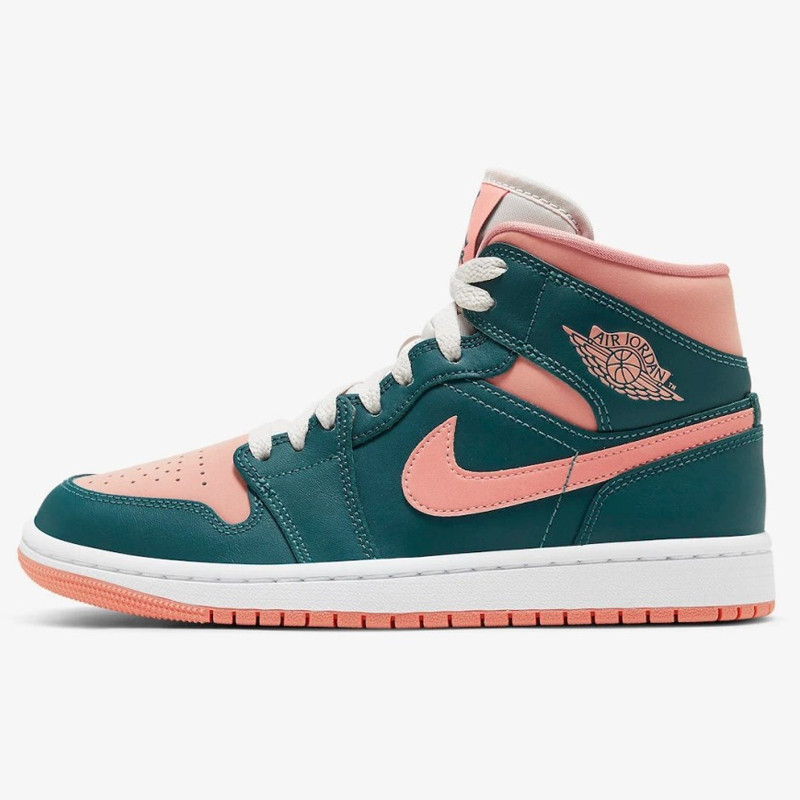 SEPATU BASKET AIR JORDAN wmns AJ 1 Mid