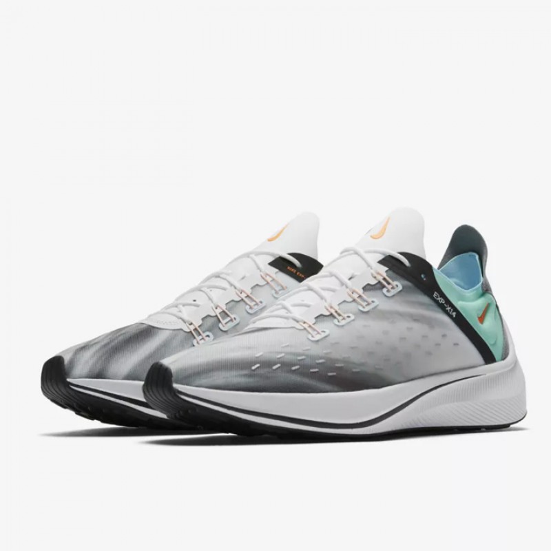 SEPATU LARI NIKE EXP-X14 QS