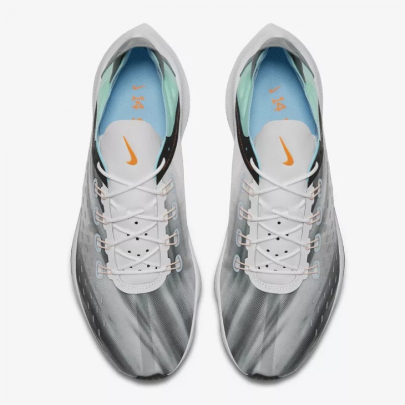 SEPATU LARI NIKE EXP-X14 QS