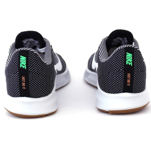 SEPATU LARI NIKE Downshifter 9
