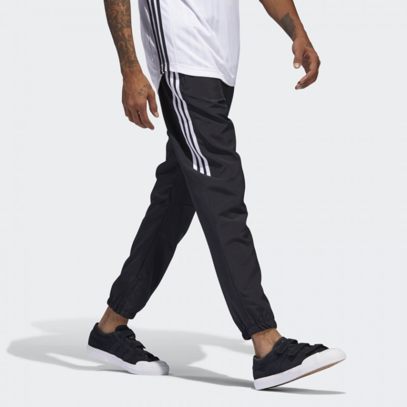 CELANA TRAINING ADIDAS 3-Stripes Wind Pants