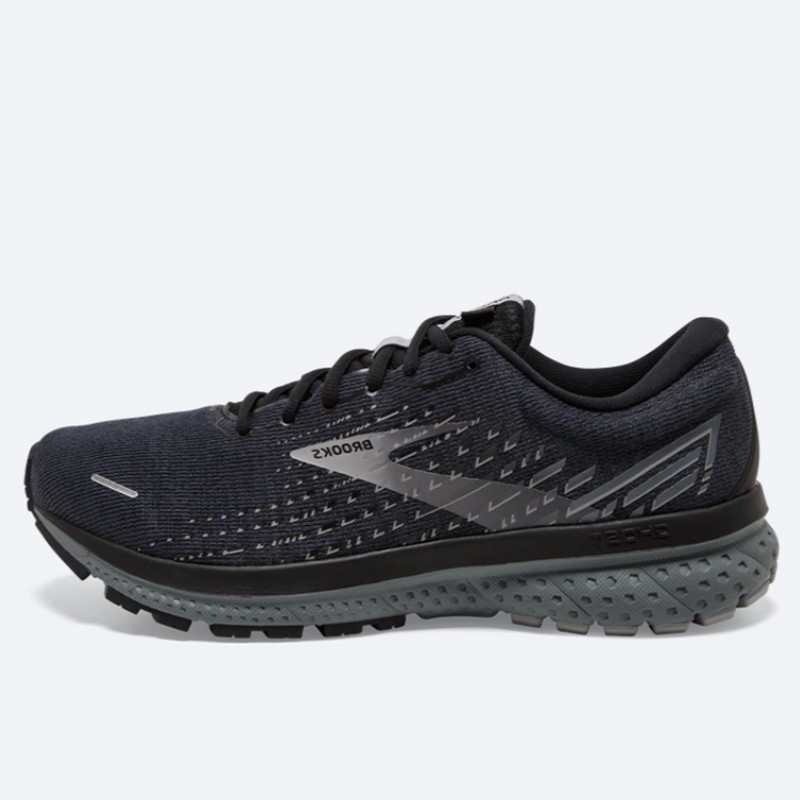 SEPATU LARI BROOKS GHOST 13