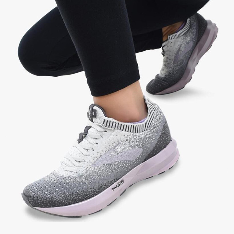 Wmns Levitate 2 foto 4