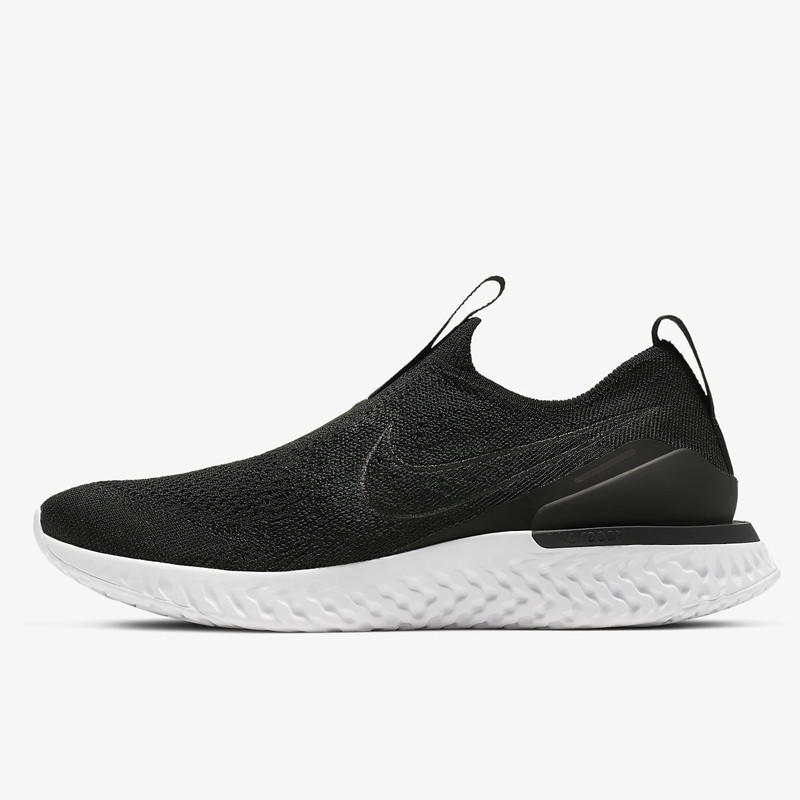 SEPATU LARI NIKE Wmns Epic Phantom React Flyknit