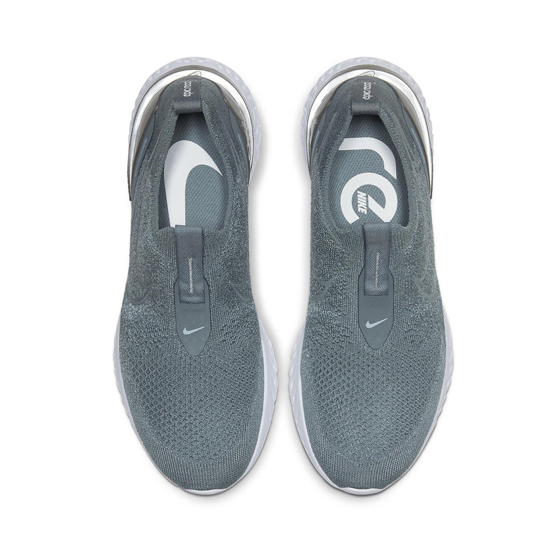 SEPATU LARI NIKE Wmns Epic Phantom React Flyknit
