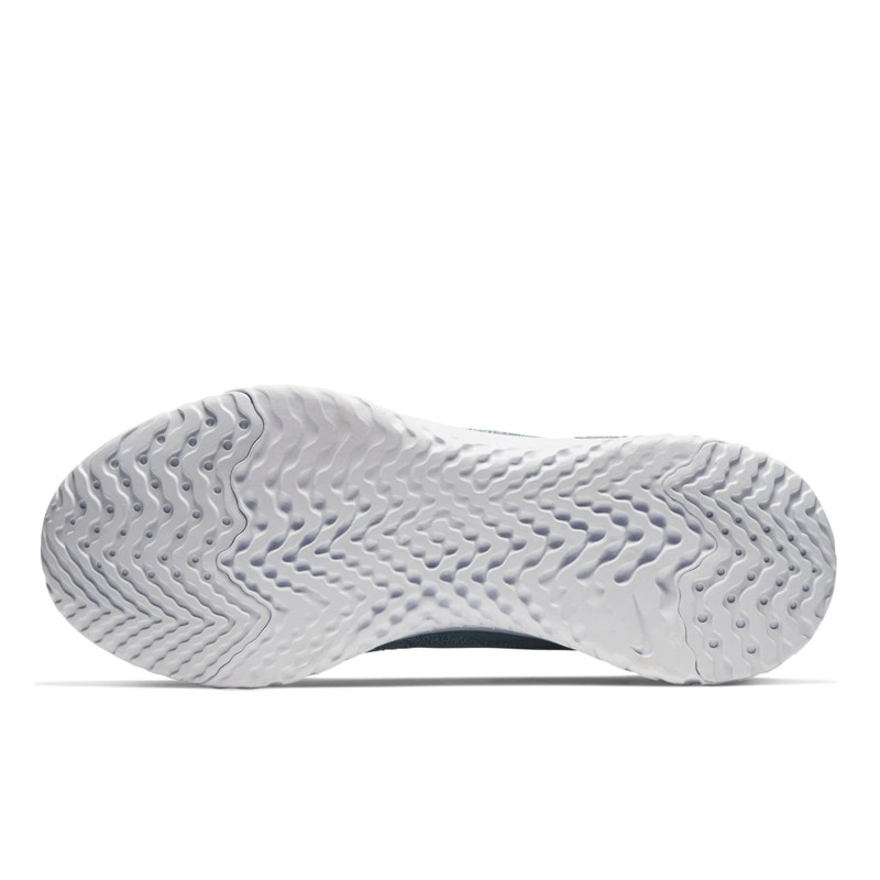 SEPATU LARI NIKE Wmns Epic Phantom React Flyknit