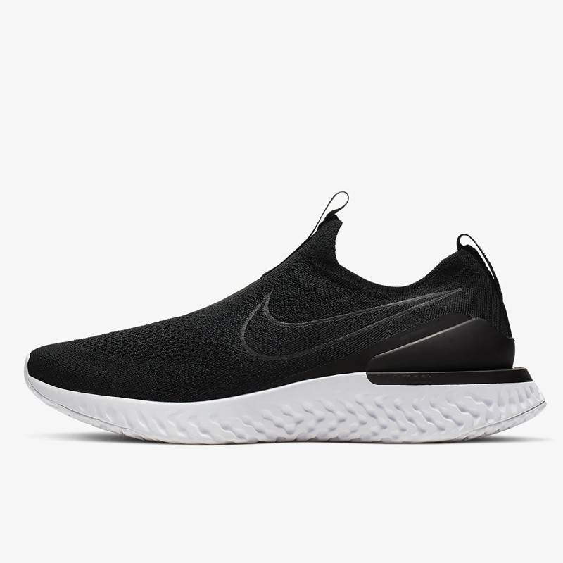 SEPATU LARI NIKE Epic Phantom React Flyknit