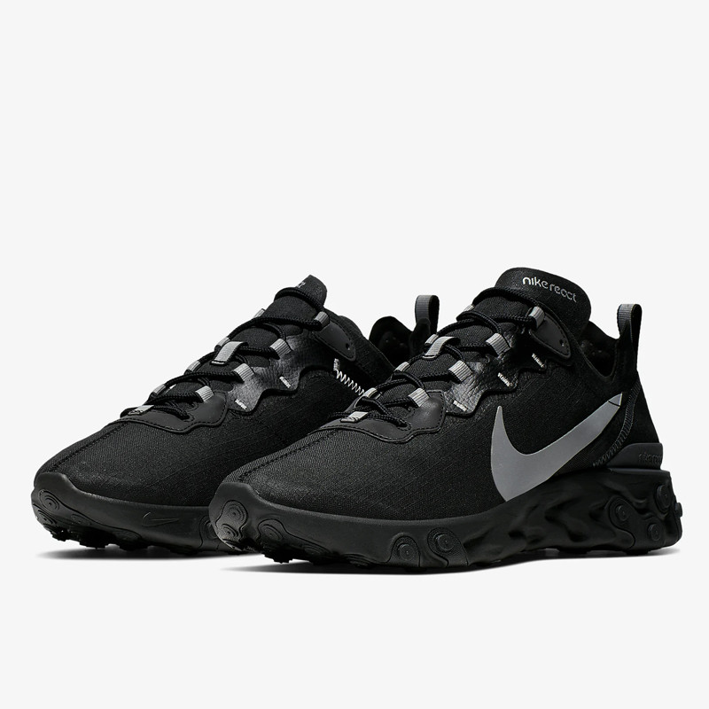 SEPATU SNEAKERS NIKE React Element 55