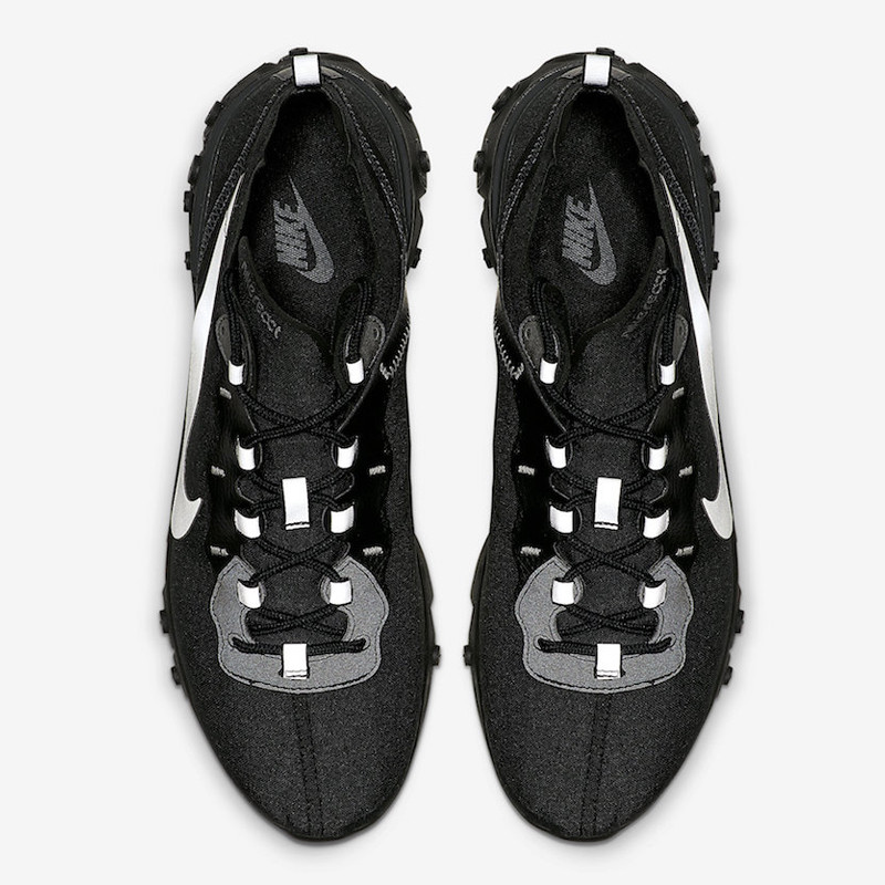 SEPATU SNEAKERS NIKE React Element 55