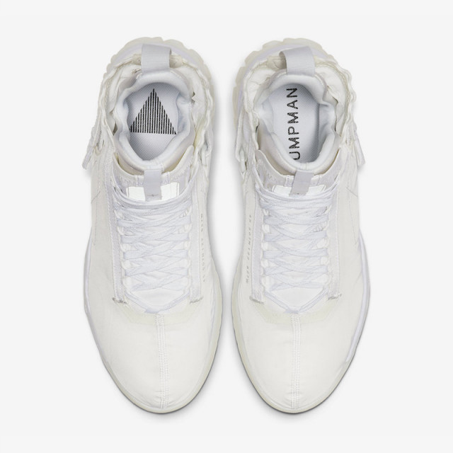 SEPATU BASKET AIR JORDAN Proto React