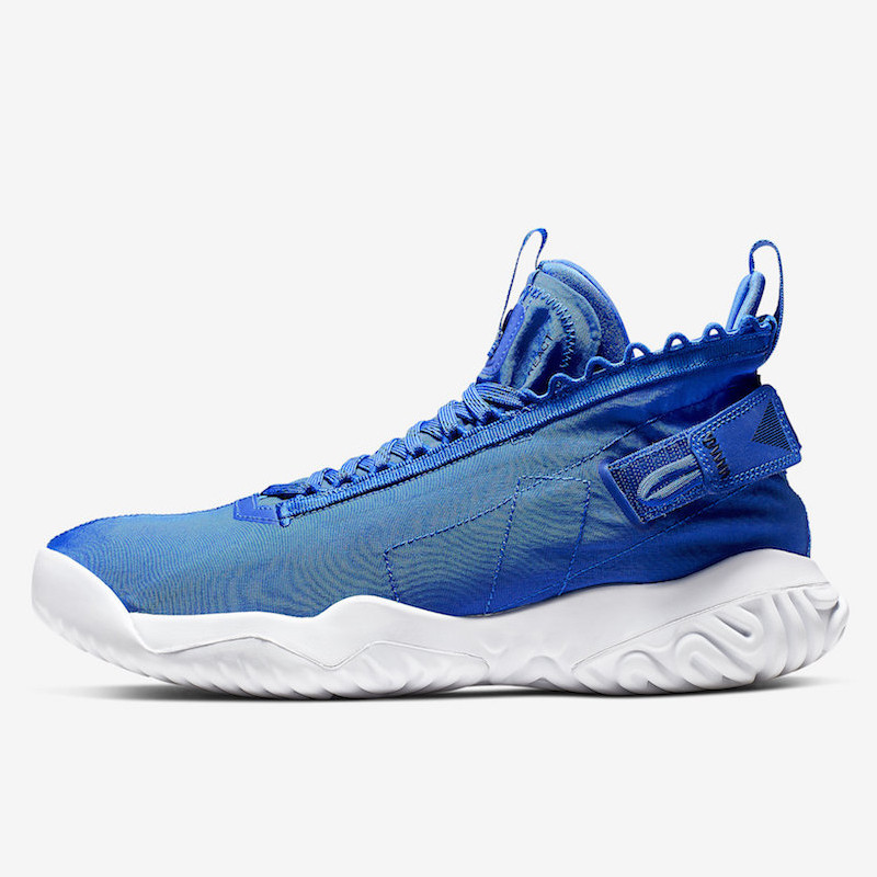 SEPATU BASKET AIR JORDAN Proto React