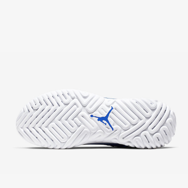 SEPATU BASKET AIR JORDAN Proto React