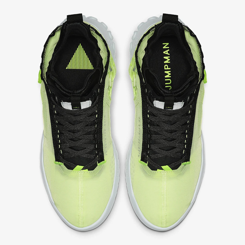 SEPATU BASKET AIR JORDAN Proto React