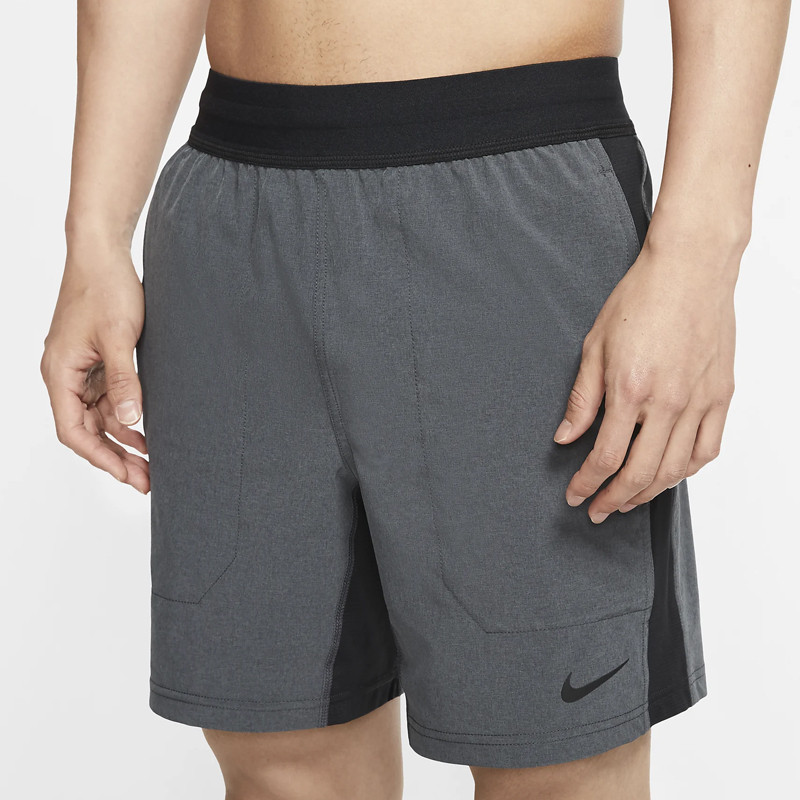 CELANA TRAINING NIKE Yoga Flex Shorts