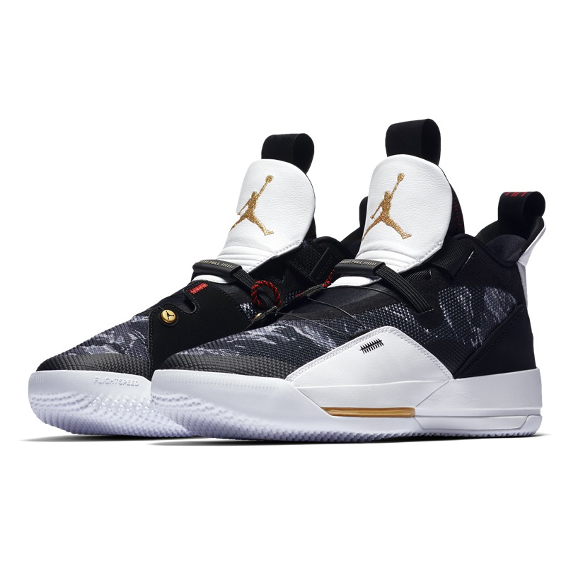 SEPATU BASKET AIR JORDAN AJ 33 PF