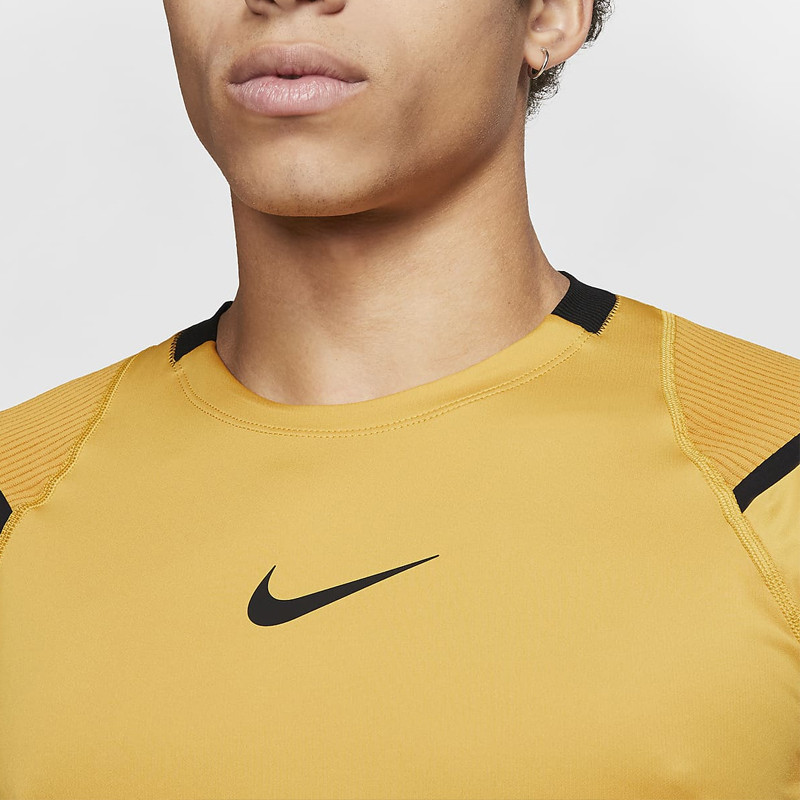 BAJU TRAINING NIKE Pro AeroAdapt Short Sleeve Top