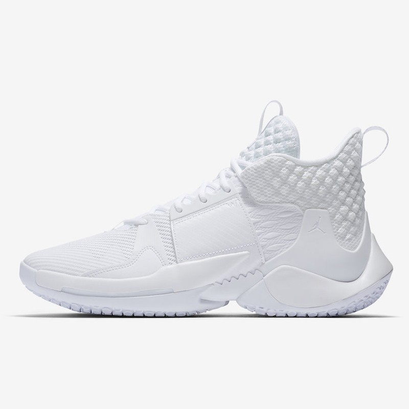 SEPATU BASKET AIR JORDAN Why Not Zer0.2
