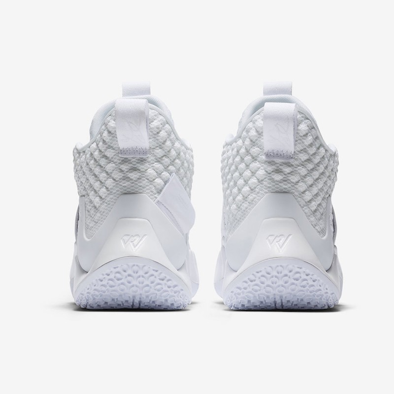 SEPATU BASKET AIR JORDAN Why Not Zer0.2