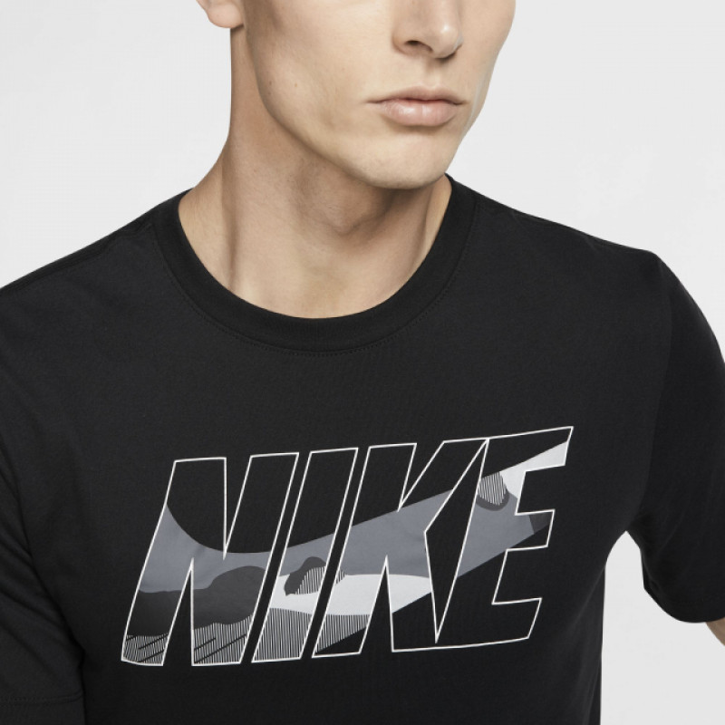 BAJU SNEAKERS NIKE Dry Tee Block Camo