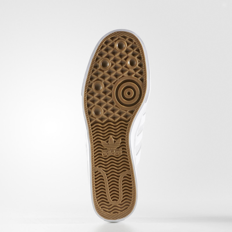 SEPATU SNEAKERS ADIDAS Adiease