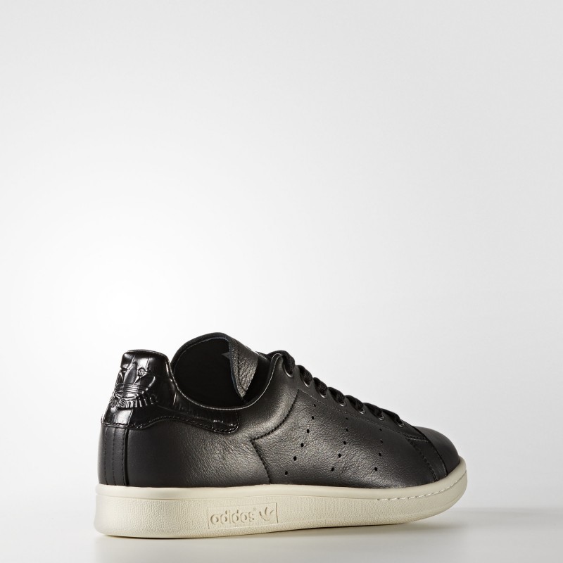 SEPATU SNEAKERS ADIDAS Stan Smith