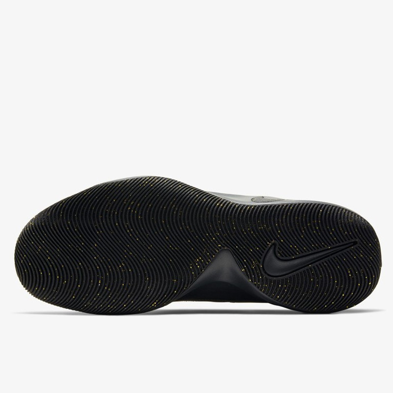 SEPATU BASKET NIKE Fly.By Mid