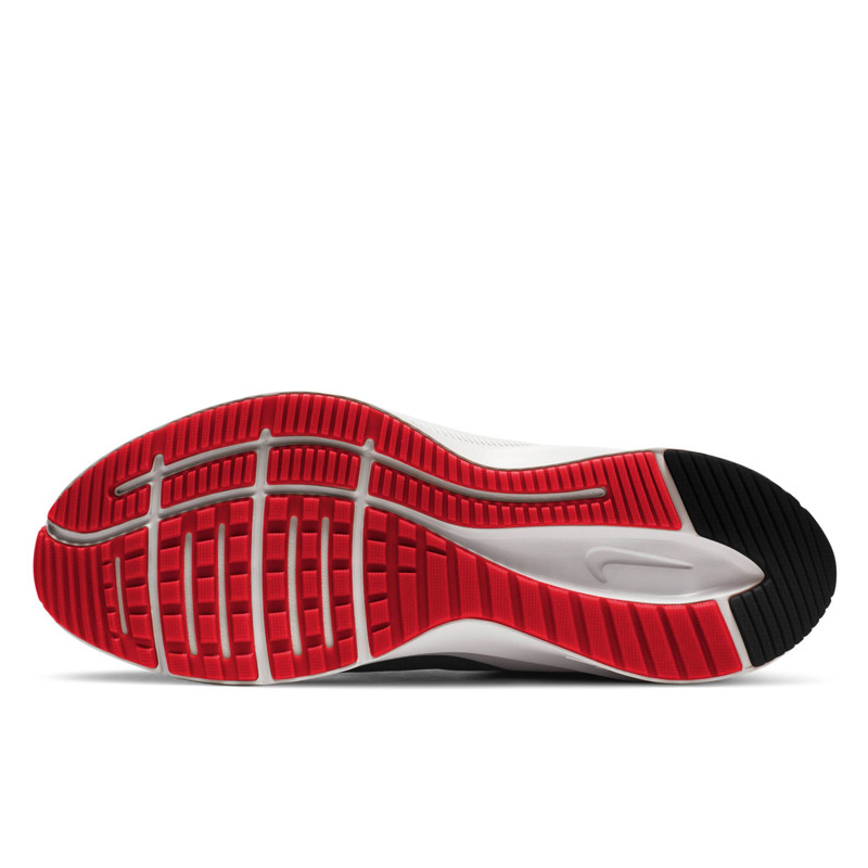 SEPATU LARI NIKE Quest 3