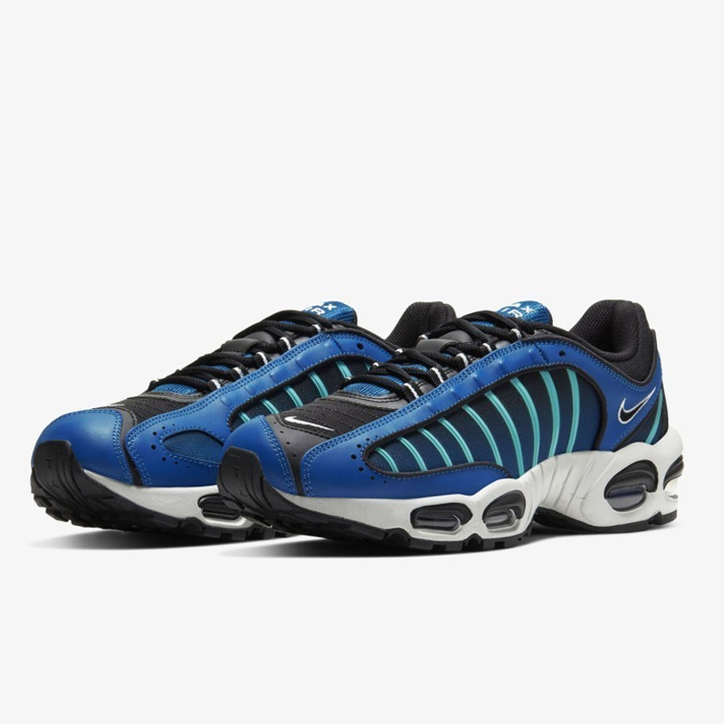 SEPATU SNEAKERS NIKE Air Max Tailwind