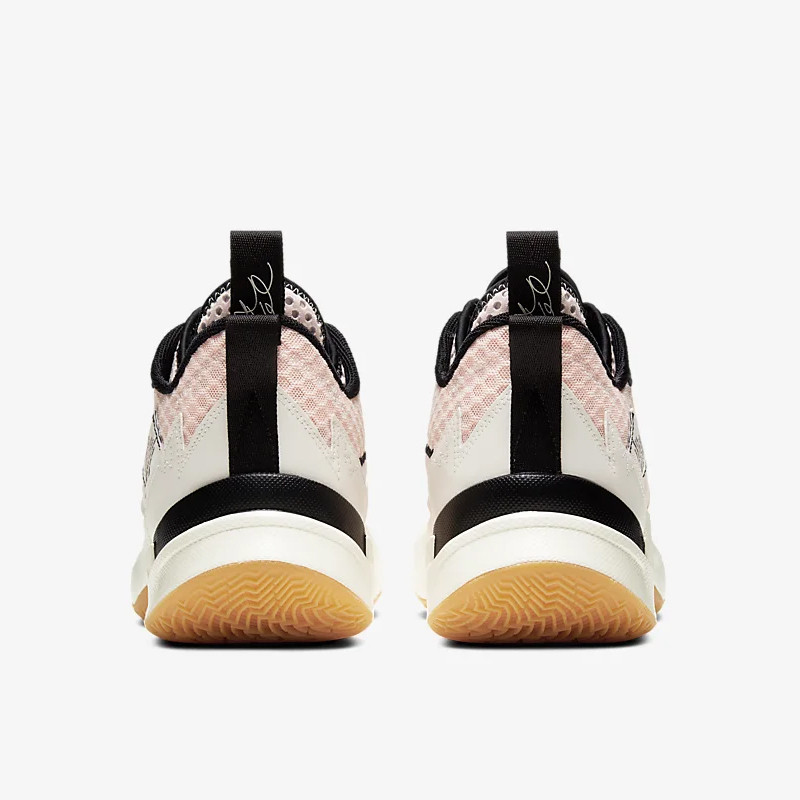 SEPATU BASKET AIR JORDAN Why Not Zer0.3 PF