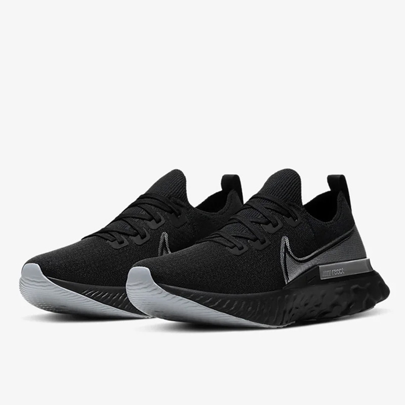SEPATU LARI NIKE React Infinity Run Flyknit