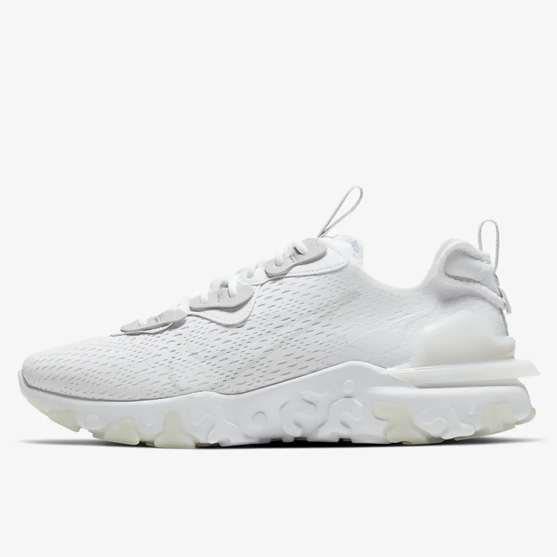 SEPATU SNEAKERS NIKE React Vision
