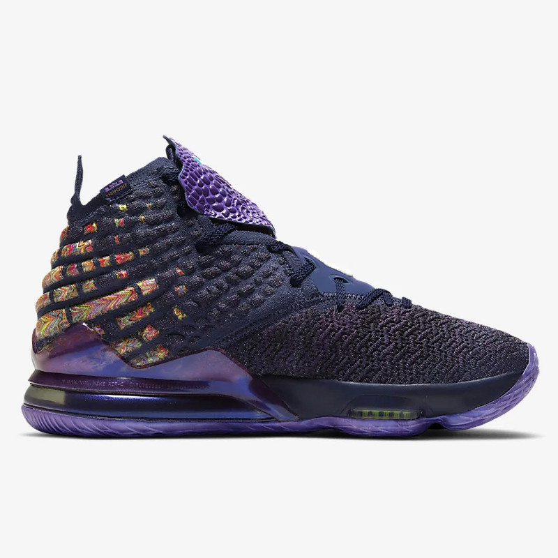SEPATU BASKET NIKE LeBron 17 QS
