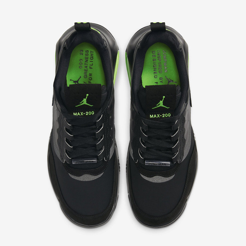 SEPATU SNEAKERS AIR JORDAN Air Max 200