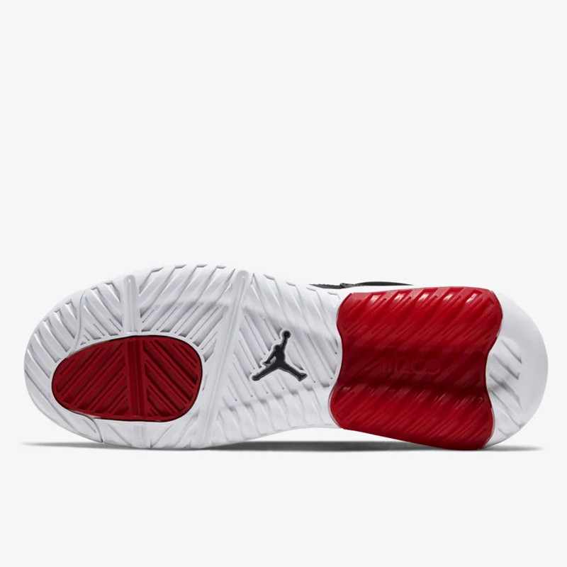 SEPATU SNEAKERS AIR JORDAN Max 200