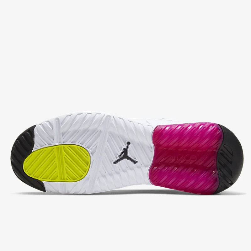 SEPATU SNEAKERS AIR JORDAN Max 200