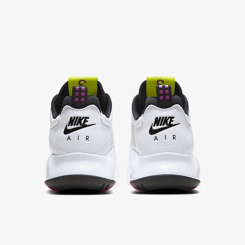 SEPATU SNEAKERS AIR JORDAN Max 200