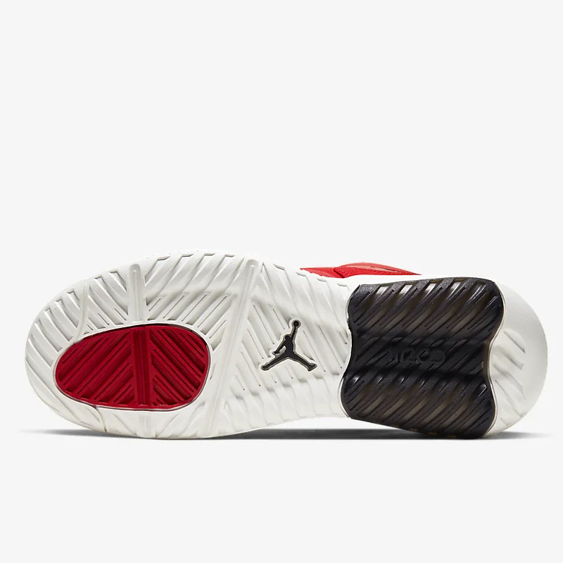 SEPATU SNEAKERS AIR JORDAN Max 200