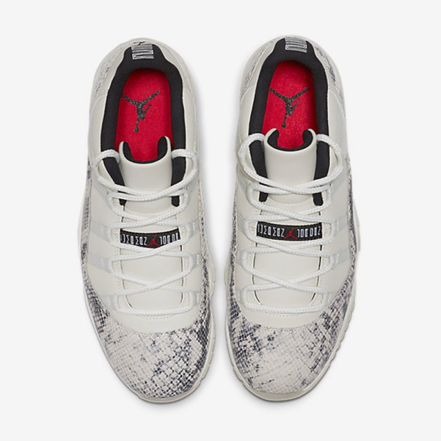 SEPATU BASKET AIR JORDAN AJ 11 Retro Low Snakeskin