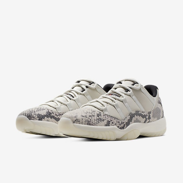 SEPATU BASKET AIR JORDAN AJ 11 Retro Low Snakeskin