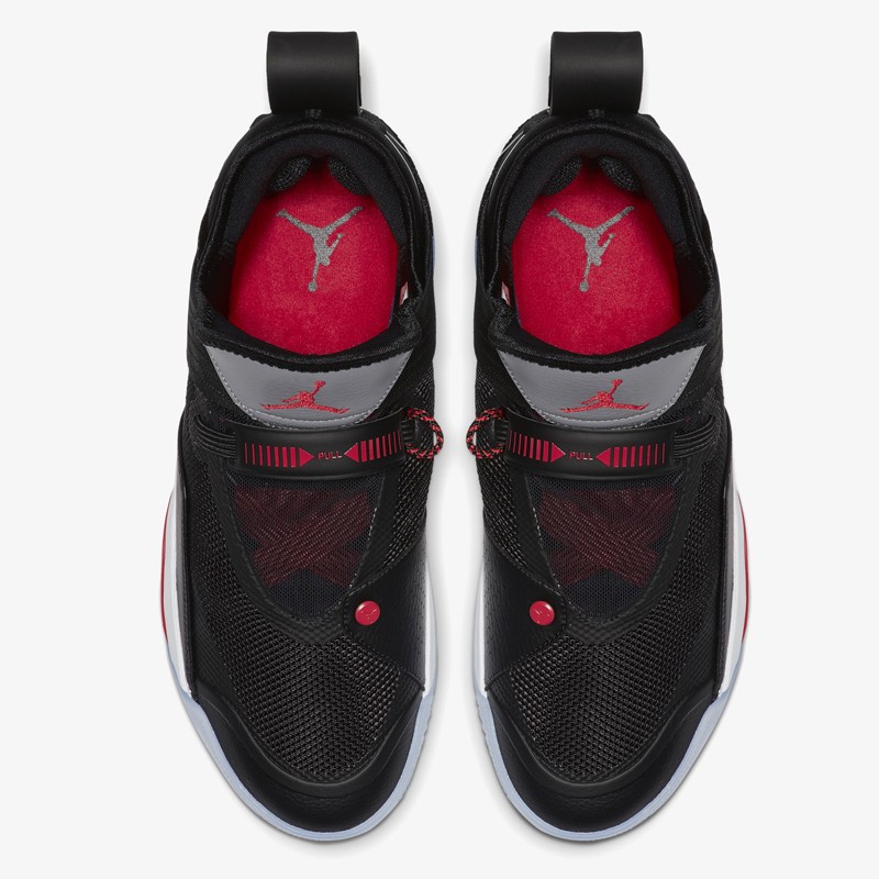 SEPATU BASKET AIR JORDAN AJ 33 Low SE