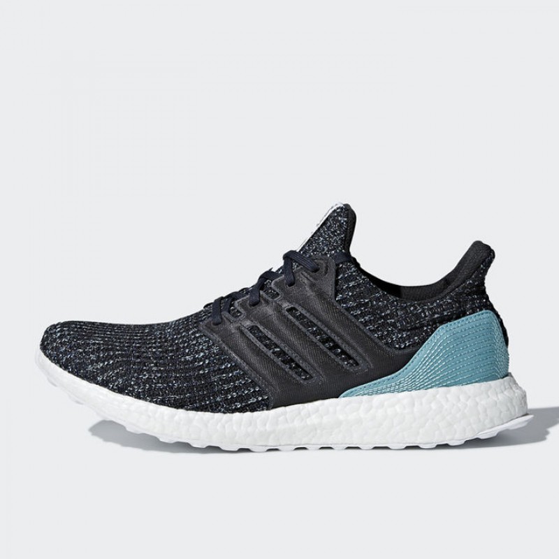 SEPATU LARI ADIDAS Ultraboost Parley