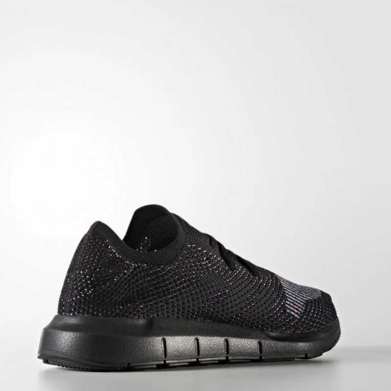 SEPATU SNEAKERS ADIDAS Swift Run Primeknit