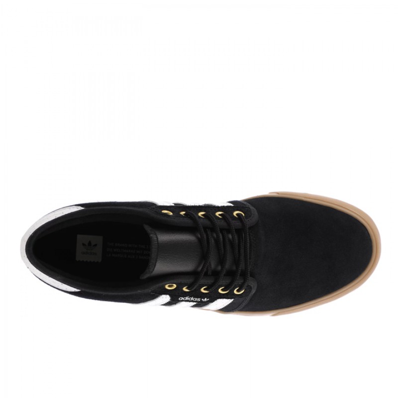 SEPATU SNEAKERS ADIDAS Seeley