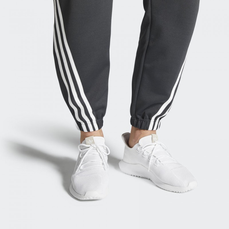 SEPATU SNEAKERS ADIDAS Tubular Shadow