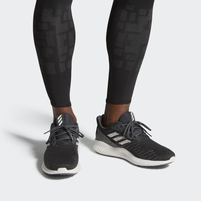 SEPATU LARI ADIDAS Alphabounce RC