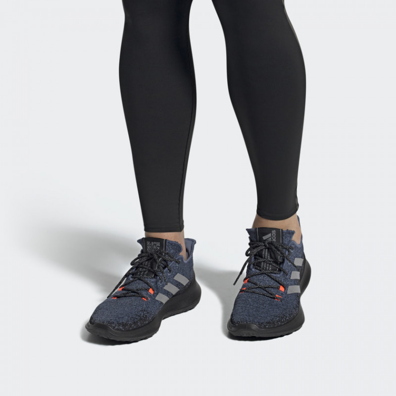 SEPATU LARI ADIDAS Sensebounce Plus