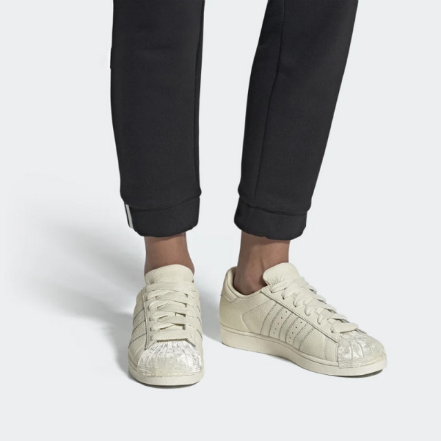 SEPATU SNEAKERS ADIDAS Wmns Superstar