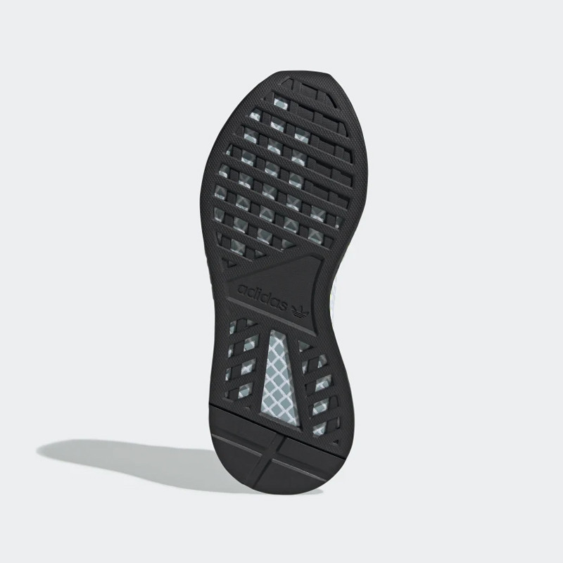 Wmns Deerupt Runner foto 3