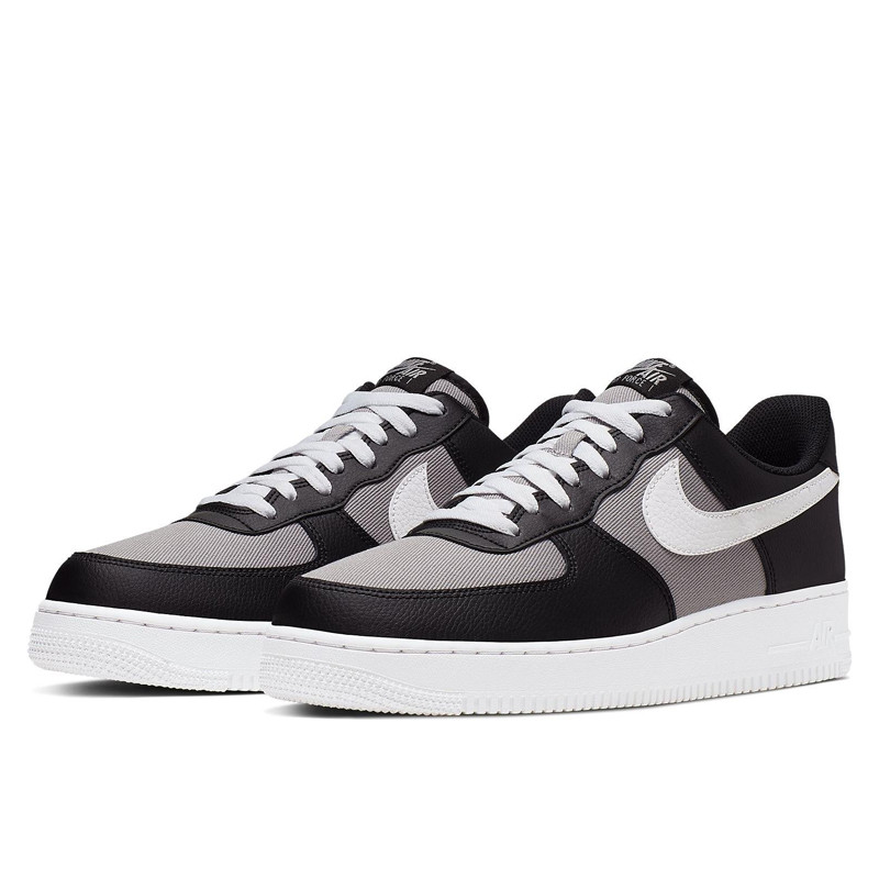 SEPATU SNEAKERS NIKE Air Force 1 '07