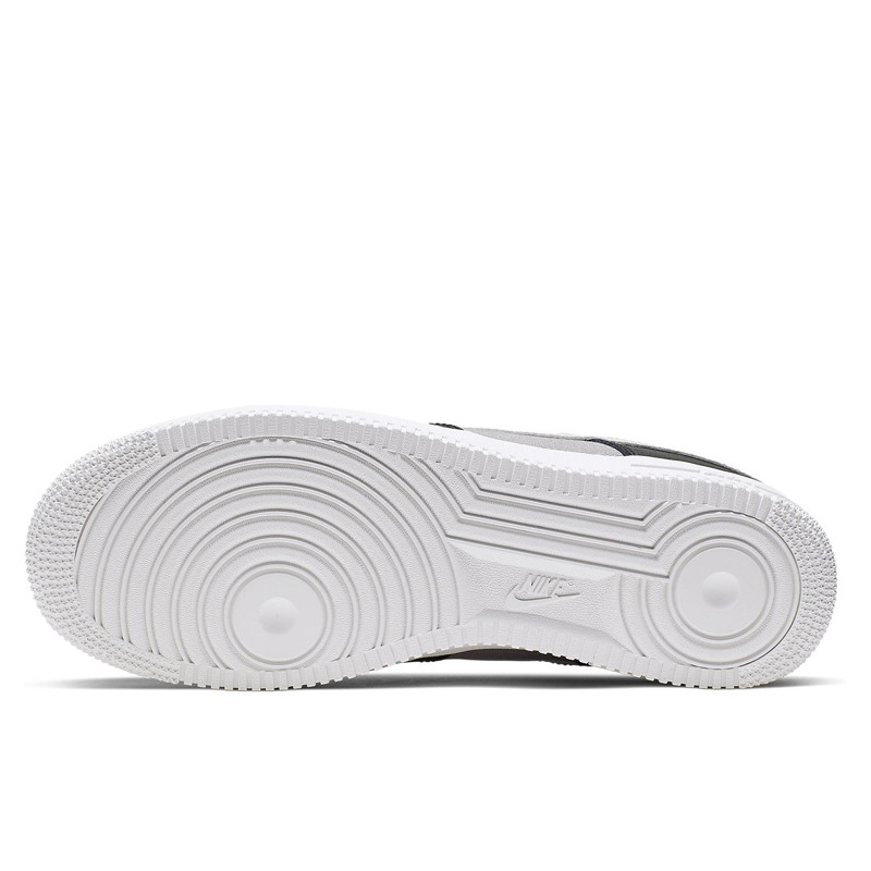 SEPATU SNEAKERS NIKE Air Force 1 '07